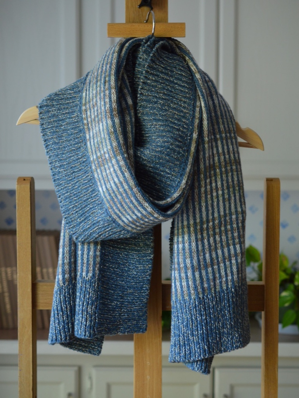 Heavyweight Blue Heather Textured Vertical Stripe Ribbed Knit Scarf Wrap